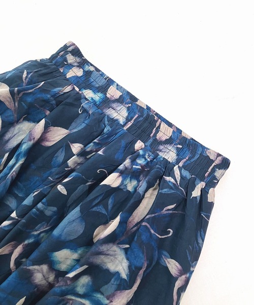 Q(キュー)の「フラワープリントスカート(スカート・レディース・ブルー系その他/ブラウン系その他・MEDIUM)」の15枚目の写真