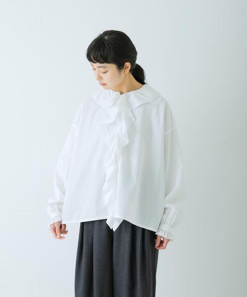 かぐれ（カグレ）の「コットンフリルカラーシャツ（シャツ/ブラウス・レディース・オフホワイト/チャコールグレー・FREE）」の16枚目の写真