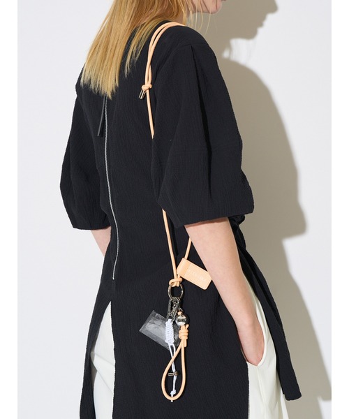 ELENDEEK（エレンディーク）の「MULTI SMARTPHONE LEATHER SHOULDER（スマホケース/カバー・レディース・シルバー/ブラウン/ブラック/オレンジ/ミント・FREE）」の4枚目の写真