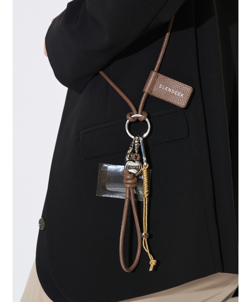 ELENDEEK（エレンディーク）の「MULTI SMARTPHONE LEATHER SHOULDER（スマホケース/カバー・レディース・シルバー/ブラウン/ブラック/オレンジ/ミント・FREE）」の6枚目の写真