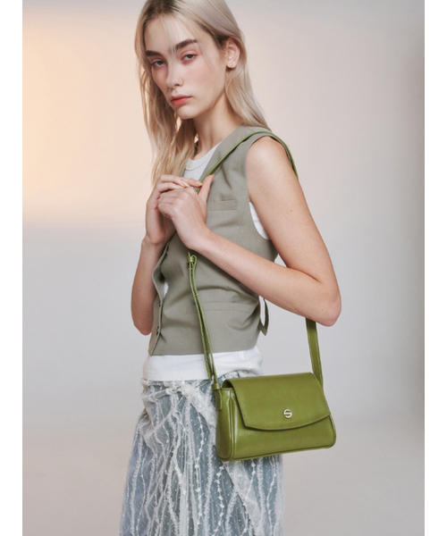 SEMICODE(セミコード)の「capture bag micro - crinkle olive(メッセンジャーバッグ・レディース・その他・FREE)」の2枚目の写真
