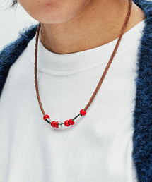 KND（ケイエヌディ）の「レザー&ターコイズビーズネックレスブラウン（ネックレス）」