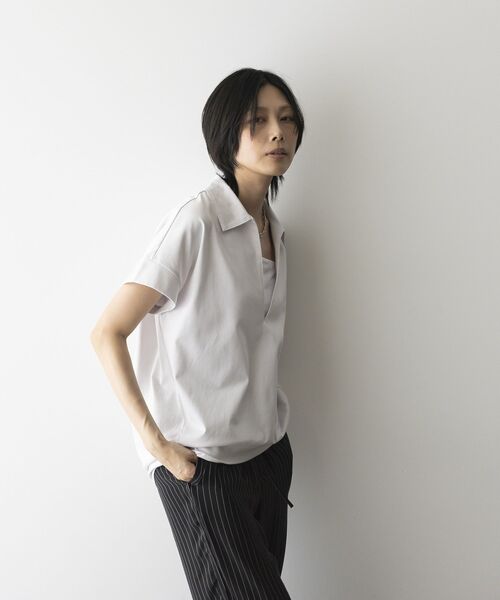 GARAGE OF GOOD CLOTHING（ガレージオブグッドクロージング）の「【日本製】ポロ襟スキッパープルオーバー（Tシャツ/カットソー・レディース・ホワイト/ブラック/ライトグレー・FREE）」の21枚目の写真