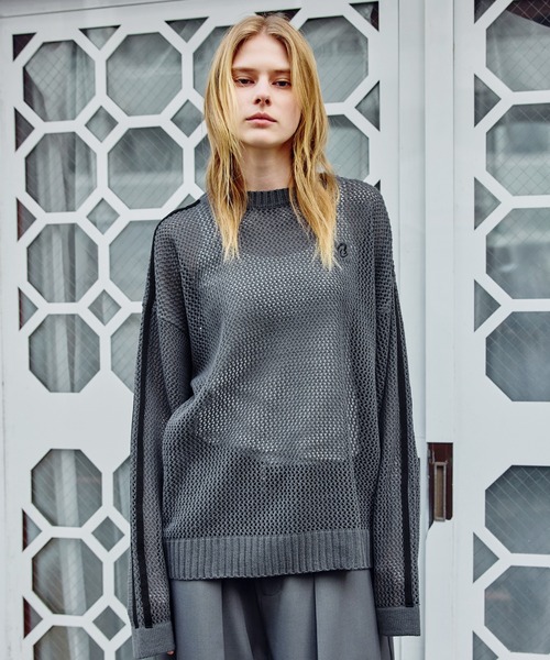 ROCHEM（ローシェン）の「ワンポイントロゴ刺繍サイドラインメッシュニットプルオーバー（ニット/セーター・メンズ・ワイン/チャコール/ブラック/ネイビー・L/M/S/XS）」の15枚目の写真