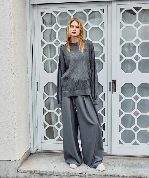 ROCHEM（ローシェン）の「ワンポイントロゴ刺繍サイドラインメッシュニットプルオーバー（ニット/セーター・メンズ・ワイン/チャコール/ブラック/ネイビー・L/M/S/XS）」の17枚目の写真