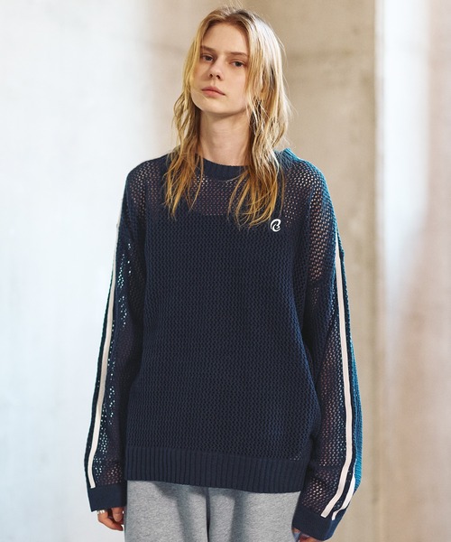 ROCHEM（ローシェン）の「ワンポイントロゴ刺繍サイドラインメッシュニットプルオーバー（ニット/セーター・メンズ・ワイン/チャコール/ブラック/ネイビー・L/M/S/XS）」の20枚目の写真