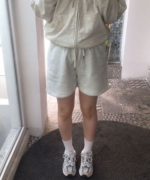 DANGLEDROP(ダングルドロップ)の「DGDPスウェットショートパンツネイビー(その他パンツ・レディース・その他・S/M)」の4枚目の写真