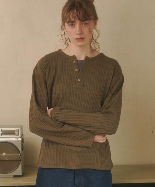 Zooodle（ズードル）の「Henry neck layered tops - ヘンリーネックレイヤードトップス -（Tシャツ/カットソー・メンズ・バーガンディー/カーキ・MEDIUM/LARGE）」の6枚目の写真