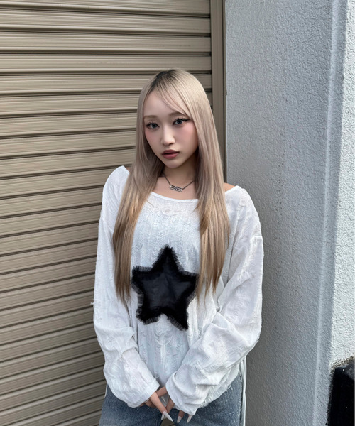 DAESE TOKYO(デセトウキョウ)の「『DAESE TOKYO/デセトウキョウ』スターデザインダメージトップス(Tシャツ/カットソー・レディース・グレー/ホワイト・M)」の1枚目の写真