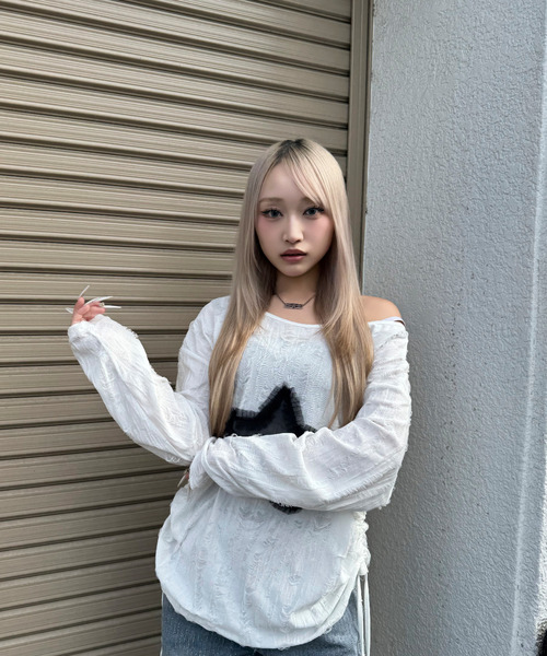 DAESE TOKYO(デセトウキョウ)の「『DAESE TOKYO/デセトウキョウ』スターデザインダメージトップス(Tシャツ/カットソー・レディース・グレー/ホワイト・M)」の3枚目の写真
