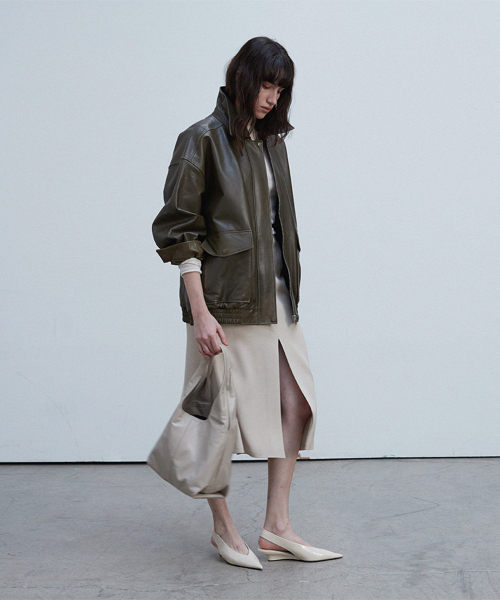 VERDEMAR(ベルデマール)の「Vegetable Lambskin Overfit Blouson_Olive khaki(ライダースジャケット・レディース・その他・S/M/L)」の1枚目の写真
