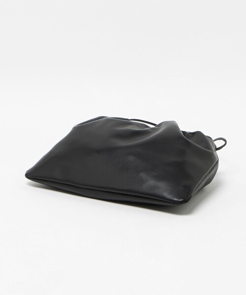 NOTHING WRITTEN（ナッシングリトゥン）の「＜NOTHING WRITTEN＞ Strap Large Bag（ショルダーバッグ・レディース・ブラック・FREE）」の9枚目の写真