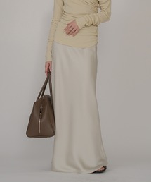 KINO THE KEI（キノザケイ）の「ベルトループ サテン スカート KINO THE KEI（スカート）」