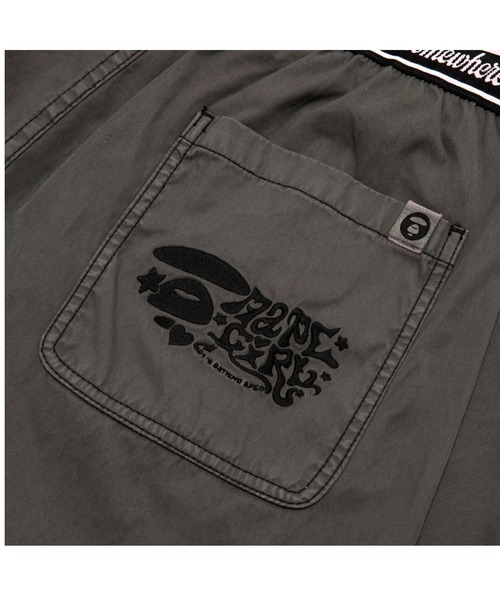 AAPE BY A BATHING APE（エーエイプバイアベイシングエイプ）の「AAPE MAIN WOVEN PANTS（その他パンツ・レディース・ライトブラック/アイボリー・XX-SMALL/X-SMALL/SMALL）」の7枚目の写真