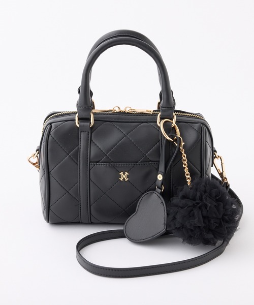 one after another NICE CLAUP(ワンアフターアナザーナイスクラップ)の「ハート&チャーム付き2WAYミニボストンバッグ(ボストンバッグ・レディース・ブラック/イエロー/ホワイト・FREE)」の1枚目の写真