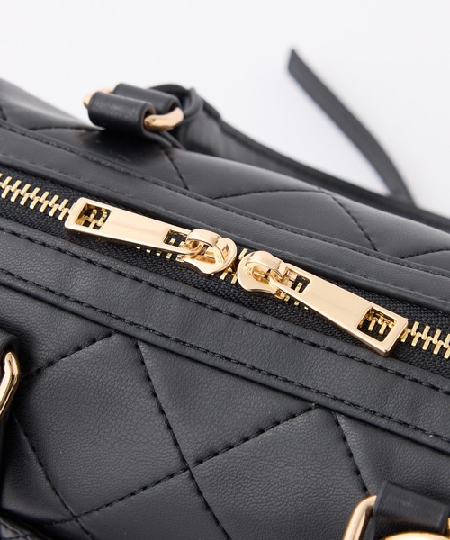 one after another NICE CLAUP(ワンアフターアナザーナイスクラップ)の「ハート&チャーム付き2WAYミニボストンバッグ(ボストンバッグ・レディース・ブラック/イエロー/ホワイト・FREE)」の8枚目の写真