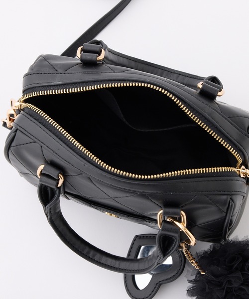 one after another NICE CLAUP(ワンアフターアナザーナイスクラップ)の「ハート&チャーム付き2WAYミニボストンバッグ(ボストンバッグ・レディース・ブラック/イエロー/ホワイト・FREE)」の11枚目の写真