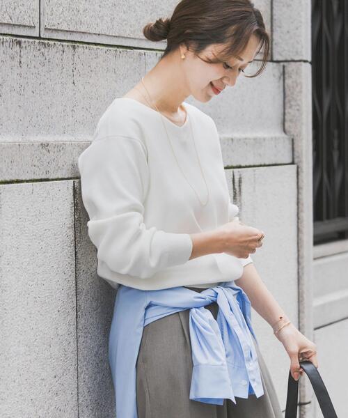URBAN RESEARCH DOORS（アーバンリサーチドアーズ）の「『仁村紗和さん着用』『UR TECH Renew Knit』Vネックプルオーバー（ニット/セーター・レディース・ネイビー/ラベンダー/オフホワイト・FREE）」の4枚目の写真