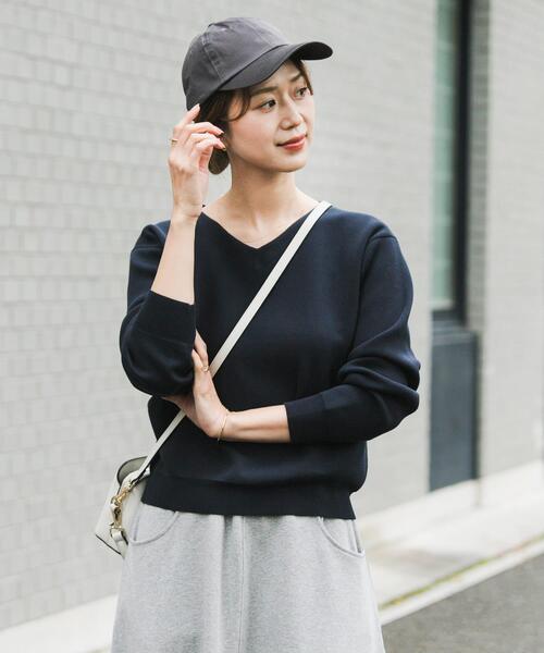 URBAN RESEARCH DOORS（アーバンリサーチドアーズ）の「『仁村紗和さん着用』『UR TECH Renew Knit』Vネックプルオーバー（ニット/セーター・レディース・ネイビー/ラベンダー/オフホワイト・FREE）」の21枚目の写真