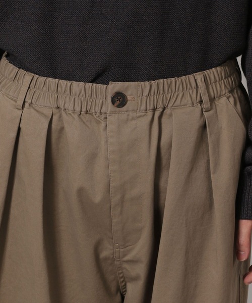 LAKOLE（ラコレ）の「バルーンチノパンツ / 638217（チノパンツ・メンズ・オフホワイト/ブラック/ベージュ・LARGE/MEDIUM）」の18枚目の写真