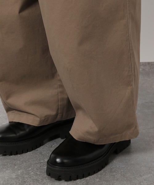 LAKOLE（ラコレ）の「バルーンチノパンツ / 638217（チノパンツ・メンズ・オフホワイト/ブラック/ベージュ・LARGE/MEDIUM）」の20枚目の写真