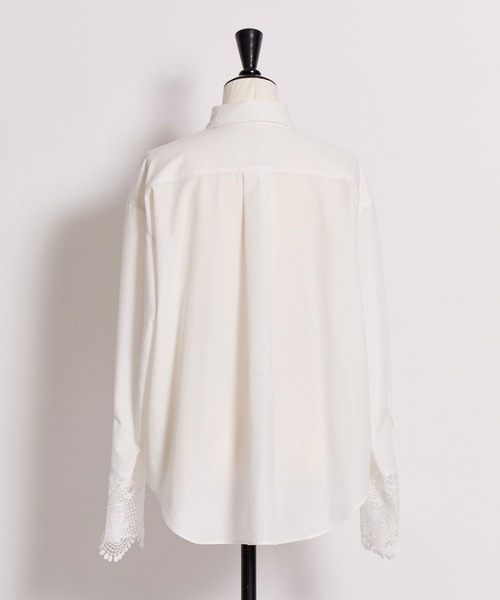 NOELA（ノエラ）の「レースカフスシャツ（シャツ/ブラウス・レディース・オフホワイト/ブルー・フリー）」の12枚目の写真