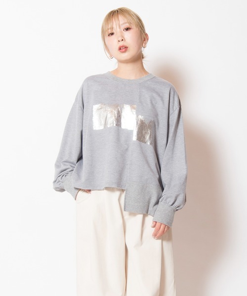 OSMOSIS（オズモーシス）の「箔プリント切替プルオーバー（Tシャツ/カットソー・レディース・ホワイト/ブラック/アッシュグレー・ONE SIZE）」の3枚目の写真