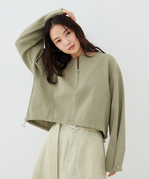 UNITED TOKYO（ユナイテッドトウキョウ）の「【新作】タックフォルムスリーブカットプルオーバー｜ウォッシャブル/レイヤード/春服（スウェット・レディース・グリーン/レッド/アイボリー/グレー・FREE）」の12枚目の写真