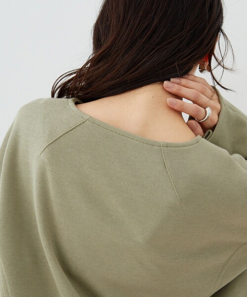 UNITED TOKYO（ユナイテッドトウキョウ）の「【新作】タックフォルムスリーブカットプルオーバー｜ウォッシャブル/レイヤード/春服（スウェット・レディース・グリーン/レッド/アイボリー/グレー・FREE）」の16枚目の写真
