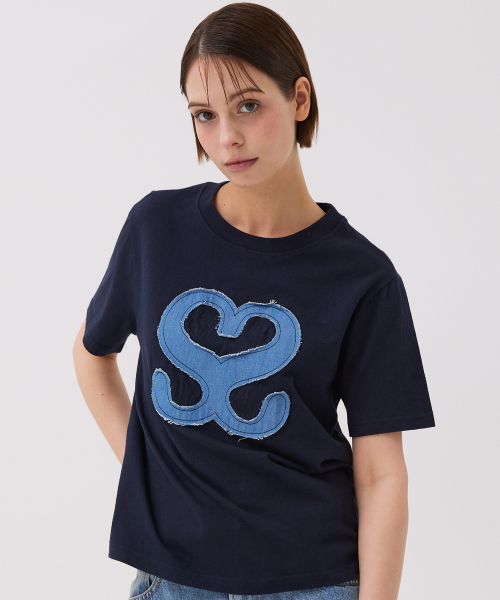AWESOME STUDIO(オーサムスタジオ)の「ニューシンボルデニムパッチ半袖Tシャツホワイト(Tシャツ/カットソー・レディース・ホワイト・FREE)」の5枚目の写真