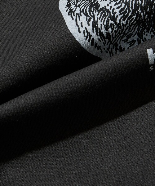 FREAK'S STORE(フリークスストア)の「限定展開 KAVU×FREAK'S STORE カブー 別注 ビッグシルエット バックプリント Tシャツ BEAR(Tシャツ/カットソー・メンズ・ホワイト/スミクロ/アッシュグレー/グレイッシュベージュ・LARGE/MEDIUM/SMALL)」の17枚目の写真