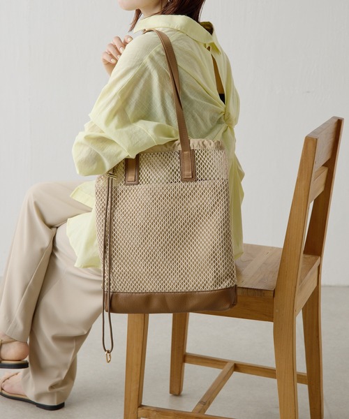 COLLAGE GALLARDAGALANTE（コラージュガリャルダガランテ）の「PAPILLONNER/メッシュ2WAYトートバッグ（トートバッグ・レディース・ブラック/ベージュ・FREE）」の20枚目の写真