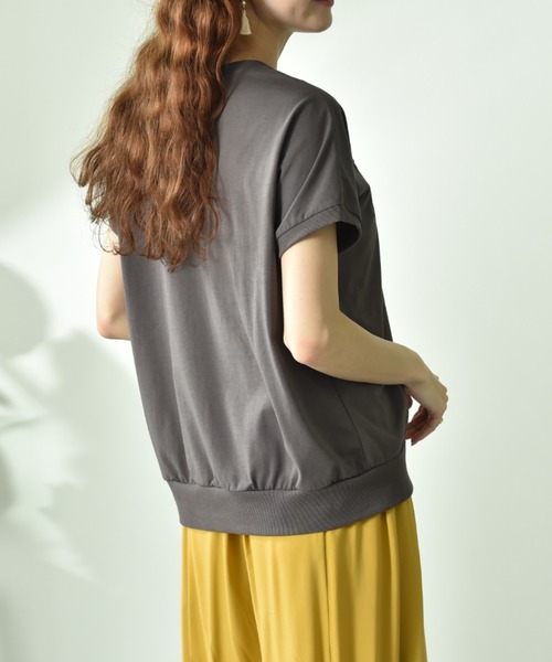 INTERPLANET(インタープラネット)の「【UV・接触冷感】カレッジ刺繍プリントT(Tシャツ/カットソー・レディース・チャコールグレー/モカ・FREE)」の18枚目の写真