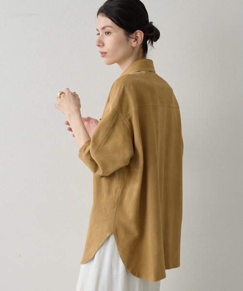 Whim Gazette（ウィムガゼット）の「スエードシャツジャケット（その他アウター・レディース・キャメル・FREE）」の5枚目の写真
