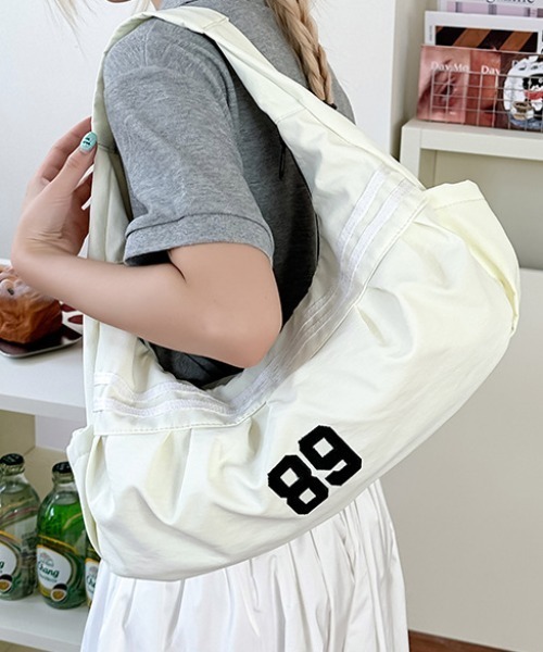 Teem Store(チームストア)の「スポーティ2ライントートバッグ(トートバッグ・レディース・レッド/ホワイト/ブラック・F)」の1枚目の写真