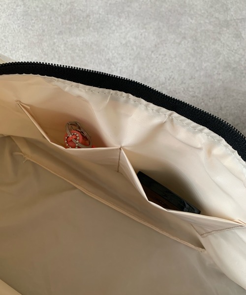 Teem Store(チームストア)の「スポーティ2ライントートバッグ(トートバッグ・レディース・レッド/ホワイト/ブラック・F)」の6枚目の写真
