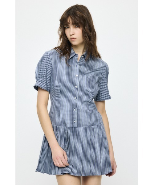 MOUSSY(マウジー)の「PLEATED SHIRT ミニドレス(ワンピース・レディース・オフホワイト/ベージュ系その他/ダークネイビー/ブルー系その他・1/2)」の16枚目の写真