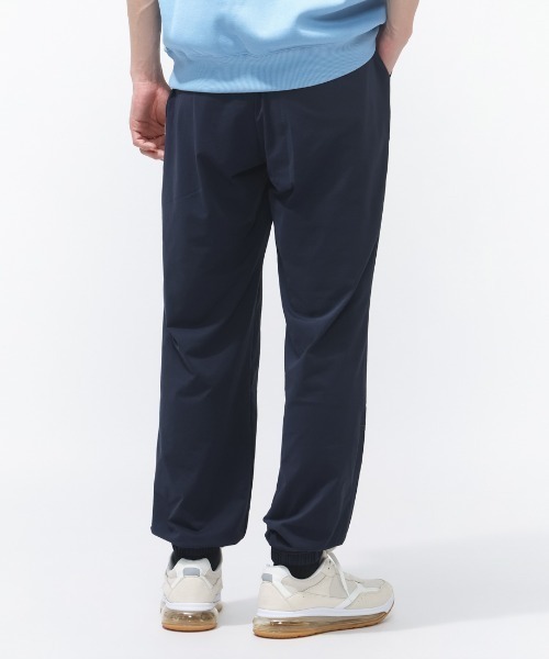 CONVERSE（コンバース）の「コンバース  DOUBLE KNEE STRETCH PANTS M ダブルニーストレッチパンツ（その他パンツ・メンズ・ブラック/ネイビー・M/L/LL）」の5枚目の写真
