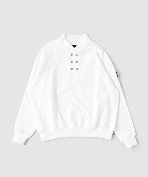 PHINGERIN（フィンガリン）の「PHINGERIN / フィンガリン DOUBLE HENLEY STONE SNAP SWEAT（スウェット・メンズ・ホワイト/ブラック・MEDIUM）」の2枚目の写真