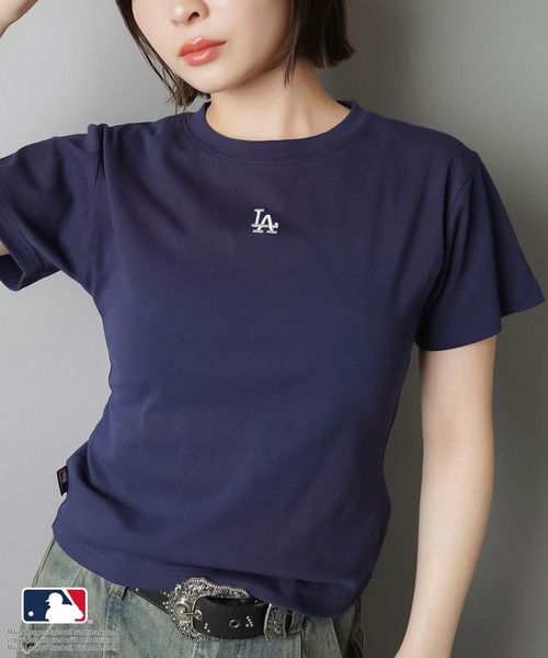 MLB(メジャーリーグベースボール)の「【MLB/メジャーリーグベースボール】半袖ピタカットソー/ワンポイント(Tシャツ/カットソー・レディース・ブラック/ネイビー/オフホワイト・ONESIZE)」の14枚目の写真
