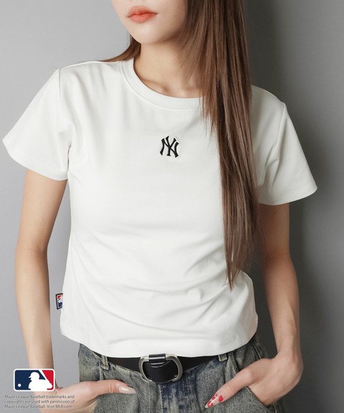 MLB(メジャーリーグベースボール)の「【MLB/メジャーリーグベースボール】半袖ピタカットソー/ワンポイント(Tシャツ/カットソー・レディース・ブラック/ネイビー/オフホワイト・ONESIZE)」の21枚目の写真