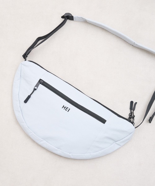 MEI（メイ）の「ST: MEI メイ　BOTTOM LINE SHOULDER ボディバッグ ウエストポーチ ボトムラインショルダー（ボディバッグ/ウエストポーチ・レディース・ブラック/ベージュ/ライトグレー・FREE）」の2枚目の写真