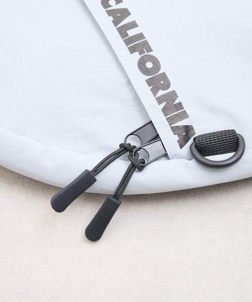 MEI（メイ）の「ST: MEI メイ　BOTTOM LINE SHOULDER ボディバッグ ウエストポーチ ボトムラインショルダー（ボディバッグ/ウエストポーチ・レディース・ブラック/ベージュ/ライトグレー・FREE）」の20枚目の写真