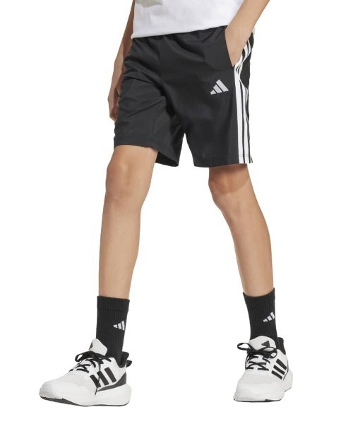 adidas(アディダス)の「アディダス adidas エッセンシャルズ クライマクール ショーツ キッズ(その他パンツ・キッズ・ブラック/ブラウン・130cm/140cm/150cm/160cm)」の2枚目の写真
