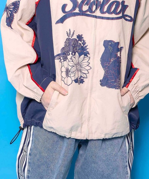 ScoLar（スカラー）の「161668：スカラーちゃん×ネコ レーシング風ブルゾン（ブルゾン・レディース・サックスブルー/アイボリー・M）」の13枚目の写真