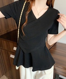 レイヤード風アシンメトリーTシャツ