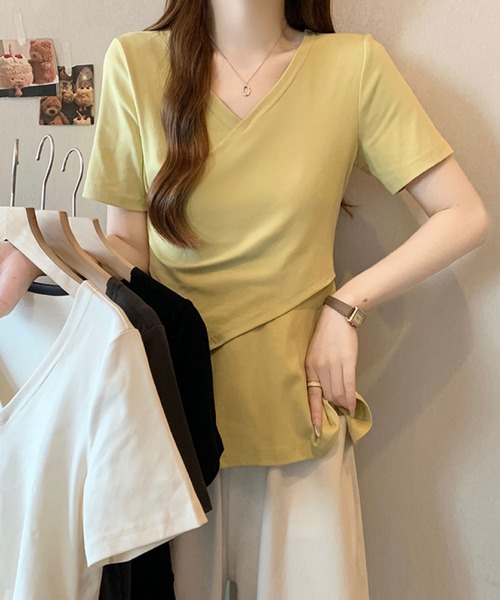 2ly2(トゥーリートゥー)の「レイヤード風アシンメトリーTシャツ(Tシャツ/カットソー・レディース・イエロー/ブラック/ベージュ/ダークグレー・FREE)」の5枚目の写真
