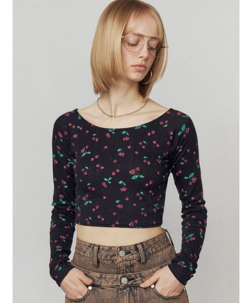 EMODA（エモダ）の「アイレットレイヤードキャミソールクロップドロンT（Tシャツ/カットソー・レディース・ホワイト/グレー/ブラック・FREE）」の2枚目の写真