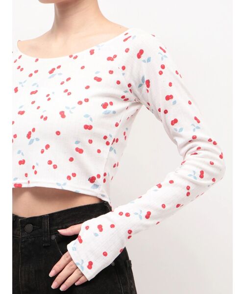 EMODA（エモダ）の「アイレットレイヤードキャミソールクロップドロンT（Tシャツ/カットソー・レディース・ホワイト/グレー/ブラック・FREE）」の6枚目の写真