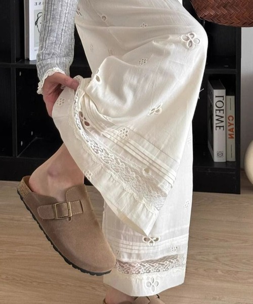 by LEGNA(バイレグナ)の「レース切替パンチングロングパンツ(その他パンツ・レディース・ホワイト・S-Long/M-Long/L-Long/S-Regular/M-Regular/L-Regular)」の18枚目の写真